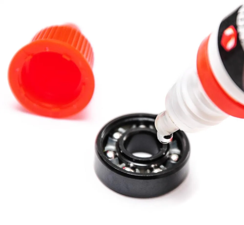 Skatewarehouse Abec 9 Skateboard Bearings & Venom Bearing Lubricant Pack